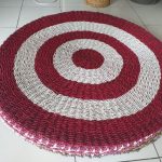 Rug Karpet diameter 120 merah maroon