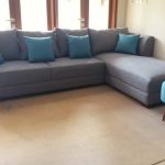 Sofa sudut ukuran 300 x 200 + bantal accesories 4 pcs + stool bulat 1 pcs