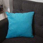 Bantal Accesories Kain Sofa Tavoos Biru 40 cm x 40 cm
